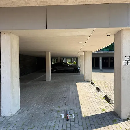 Jaukus Butas Su Erdvia Terasa Appartamento Palanga