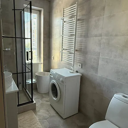 Jaukus Butas Su Erdvia Terasa Appartamento Palanga